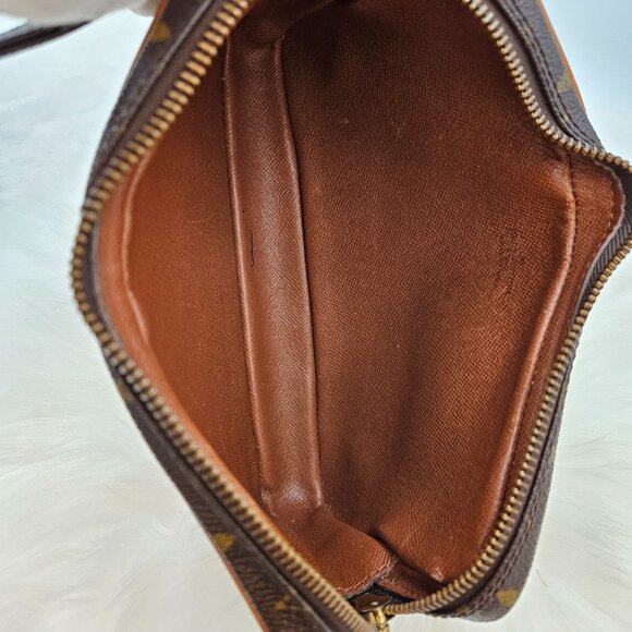 Louis Vuitton  Mono Marly Dragonne PM Clutch - Picture 12 of 17